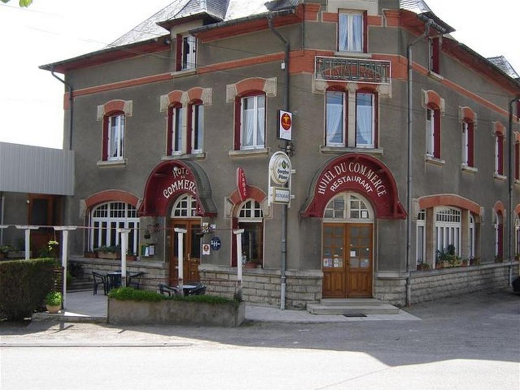 商旅餐厅&酒店 Aubréville 外观 照片